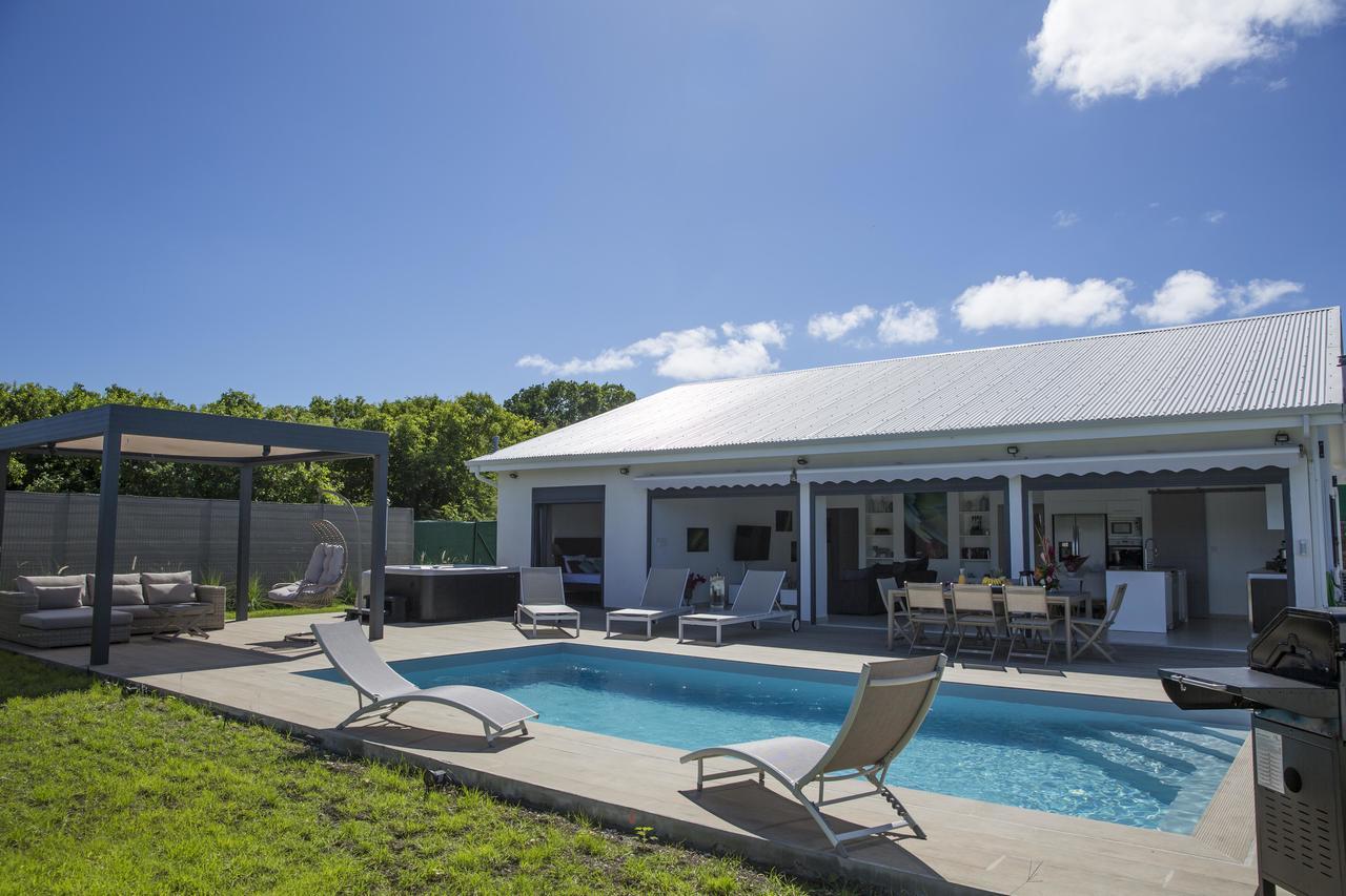 Villa Blue Lagoon - Perle Des Salines Saint-François Kültér fotó